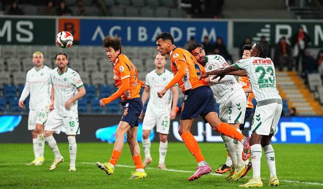 Trendyol Süper Lig: RAMS Başakşehir: 2 - Konyaspor: 0 (Maç sonucu)