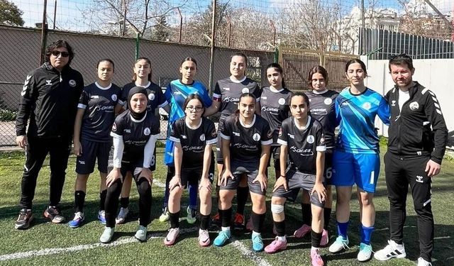 U17 Kadınlar Ligi'nde Körfez'den galibiyet