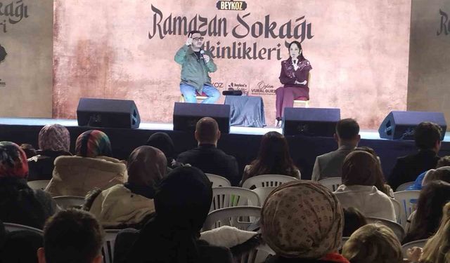 Yazar Hayati İnanç ve Prof. Dr. Oytun Erbaş Beykoz'da 'Ramazan Sokağı' etkinliklerine konuk oldu