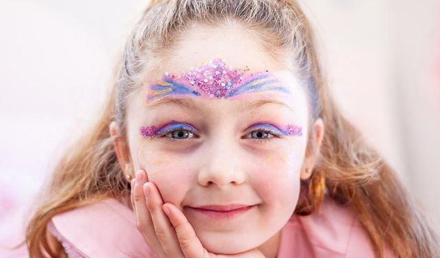 Çocukların Makyaj Kullanımı Artıyor: Uzmanlar Uyarıyor