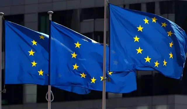 AB, Rusya'ya Yaptırımları 6 Ay Daha Uzattı: 2.600 Kişi ve Kuruluş Eylül 2026'ya Kadar Listede