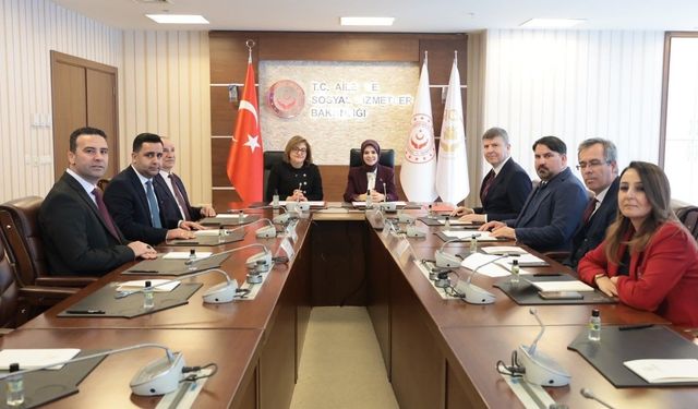 Bakan Göktaş: 'Büyüklerimizin refahını ve sosyal hayata katılımını artıracak çalışmaları yaygınlaştırıyoruz'