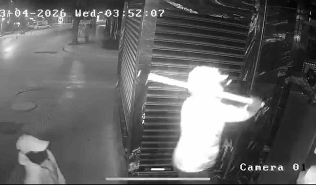 Bilecik'te 30 saniyelik kuyumcu soygununun görüntüleri ortaya çıktı