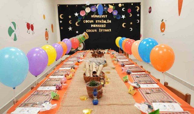 Gaziosmanpaşa'da çocuklar tekne orucu tutmanın heyecanını yaşadı