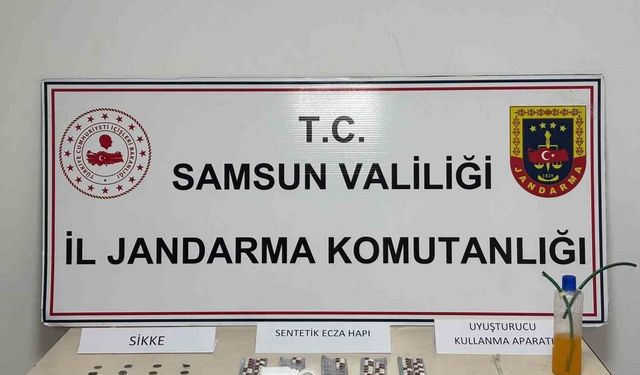 Samsun'da jandarma uyuşturucu ve kaçak ürün ele geçirdi