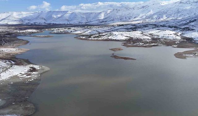 Sürgü Barajı'nda su seviyesi yüzde 60'a yaklaştı