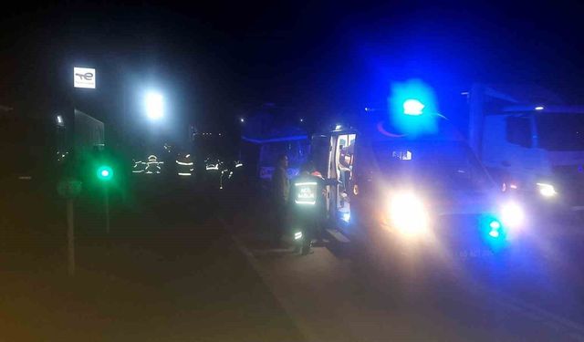 Amasya'da yolcu otobüsü ile tır çarpıştı: Çok sayıda yaralı var