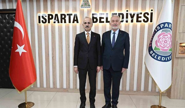 Bakan Uraloğlu: 'Isparta'da Harika Projeler Gerçekleşiyor'