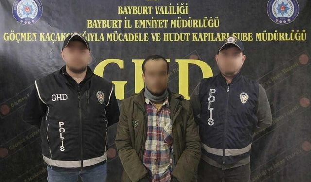 Bayburt'ta düzensiz göçmen operasyonunda 5 kişi yakalandı