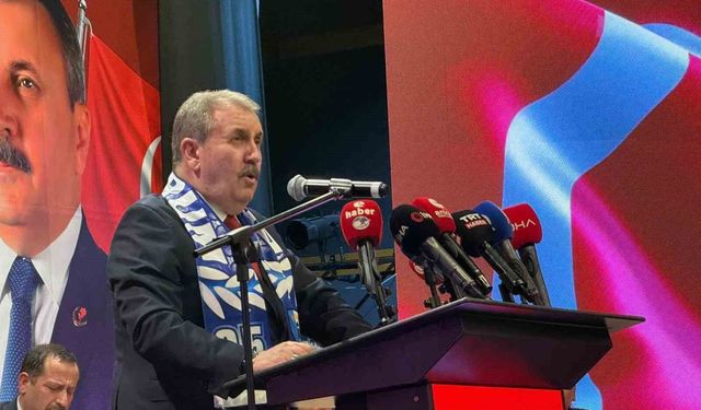 BBP Genel Başkanı Destici, Erzurum'daki Kongrede Açıklamalarda Bulundu