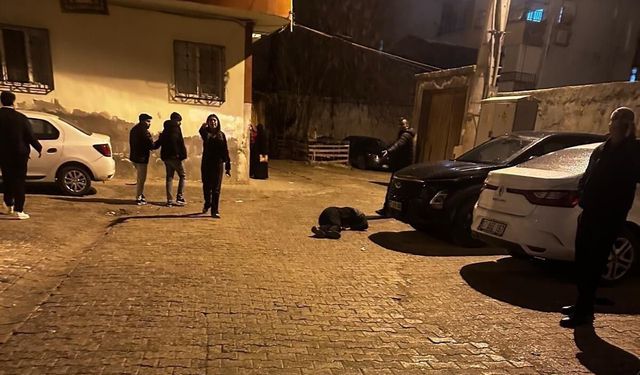 Cizre'de Cadde Ortasında Silahlı Saldırı Gerçekleşti