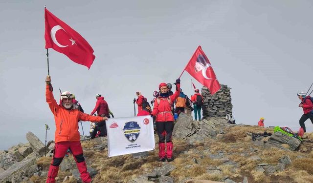 Demircili Dağcılar Kaz Dağları'nda Zirveye Ulaştı