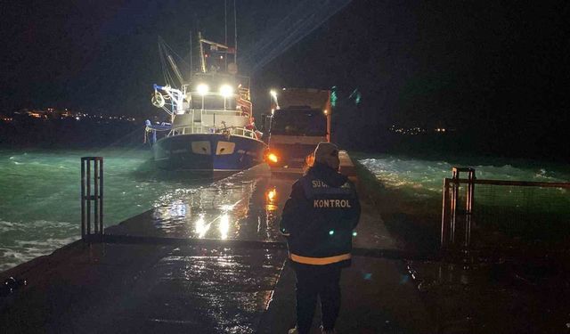 Didim'deki balıkçı tekneleri üzerinde denetim yapıldı