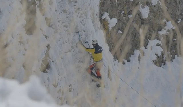 Diyadin Kanyonu'nda Kış Buz Tırmanışı Keyfi