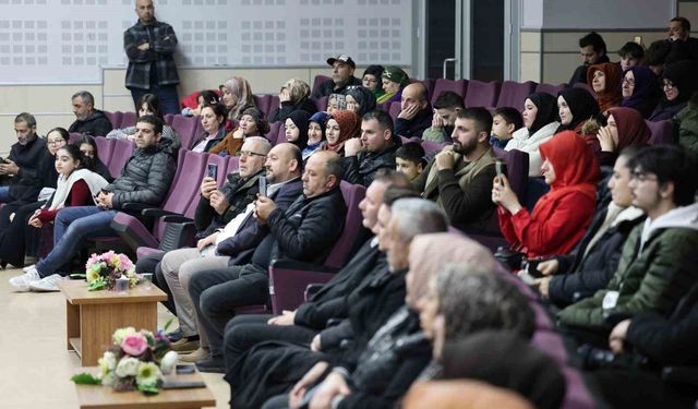 Dursun Ali Erzincanlı, Kartepe'de Kalpleri Kazandı