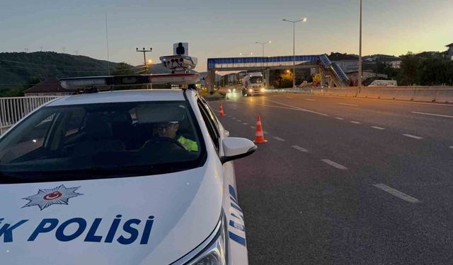 Düzce'de 1,755 Kişiye Trafik Cezası Uygulandı