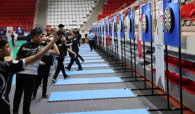 Erzincan'da Şehit Eren Bülbül Dart Şampiyonası Başladı