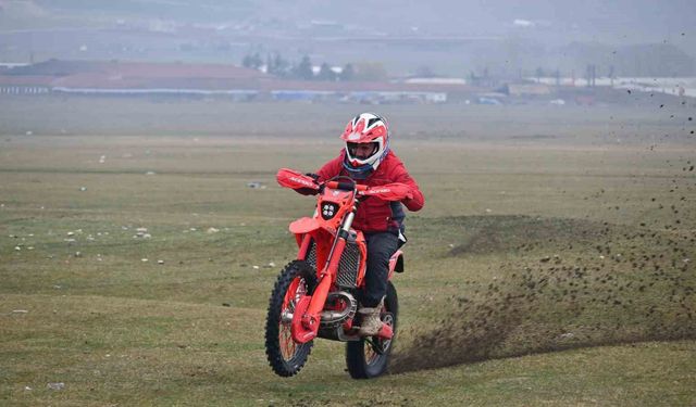 Eskişehir'deki Motosikletçilerden Pist İhtiyacı