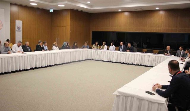 Fethi Sekin Şehir Hastanesi'nde Çalışanların Memnuniyeti Gözden Geçirildi