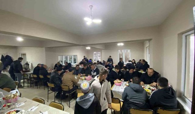 Gebe Köyü'nde Ramazan Bayramı Geleneği Devam Etti