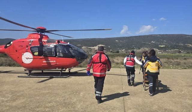 Gökçeada'da Göğüs Ağrısı Çeken Hasta, Helikopterle Çanakkale'ye Ulaştı