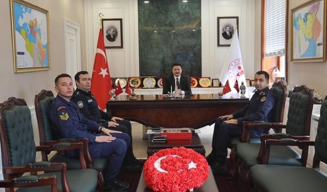 Gökçeada'da İlçe Güvenliği ve Asayiş Üzerine Toplantı Yapıldı