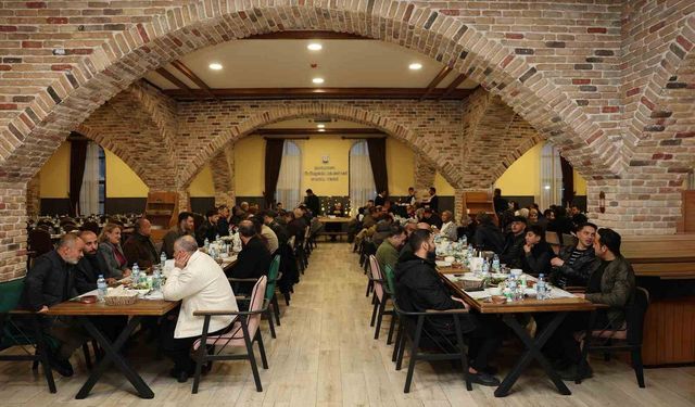 Gülpınar, gazetecilerle iftar sofrasında bir araya geldi