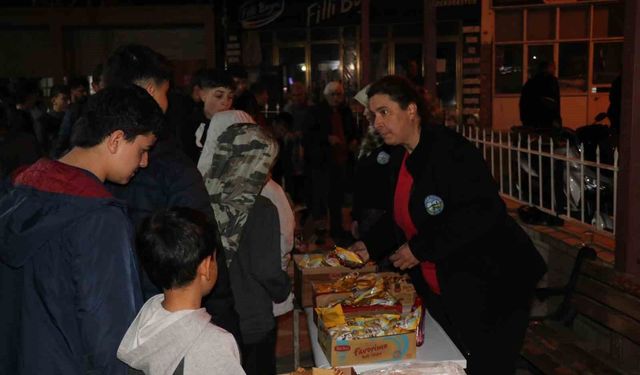 Kadir Gecesi'nde Bozdoğan Belediyesi'nden Vatandaşlara İkramda Bulundu