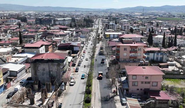Kahramanmaraş'ta asfalt çalışmaları devam ediyor