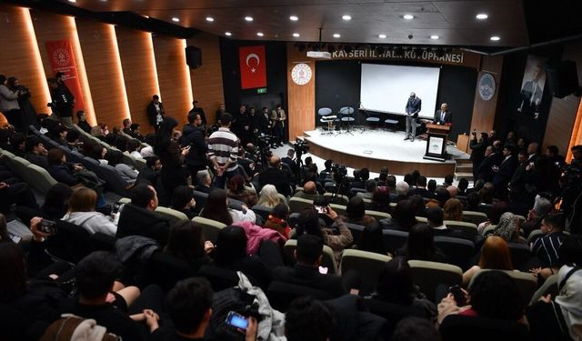 Kayseri Kütüphanelerinin Üye Sayısı 378 Bin Oldu