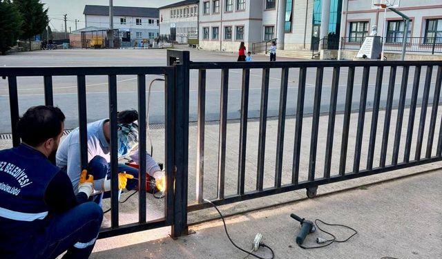 Körfez'de Eğitim Kurumlarına Destek Devam Ediyor