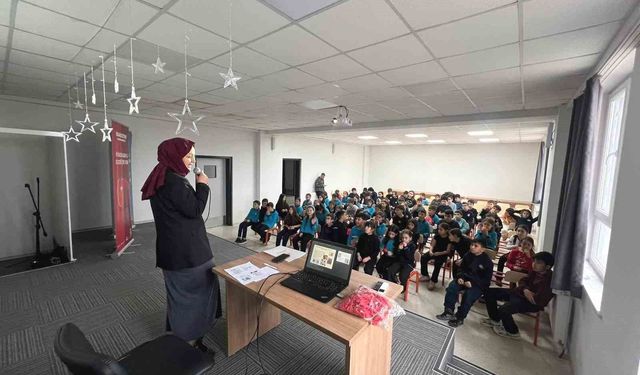 Kütahya'da Öğrencilere Gıda Güvenliği Eğitimi Verildi