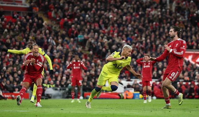 Liverpool, Tottenham ile Son Anlarda Beraberlikte Kaldı