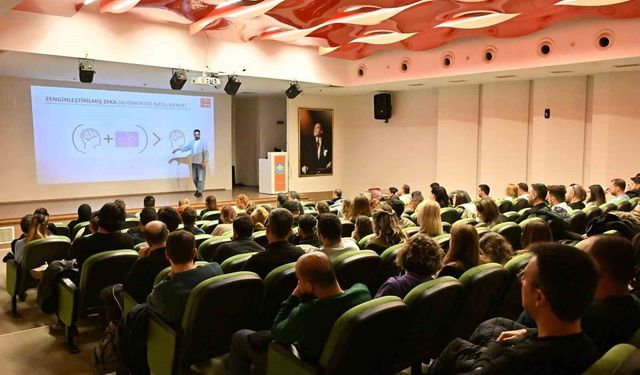 Manisa Büyükşehir Belediyesi'nde Yapay Zeka ve Veri Yönetimi Eğitimi Gerçekleşti