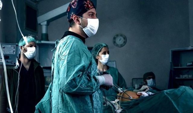 Patnos Devlet Hastanesi'nde ileri cerrahi uygulama