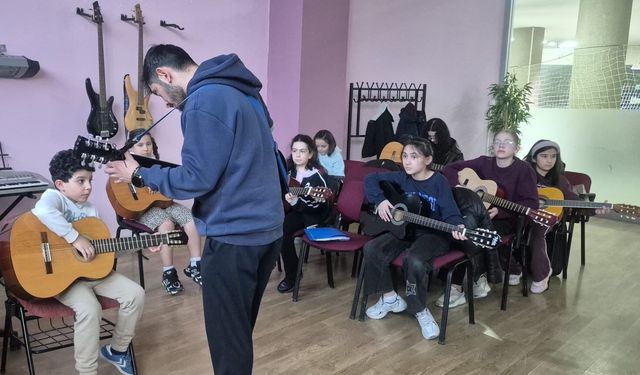 Pursaklar'da Sanat Faaliyetlerine Artan İlgi