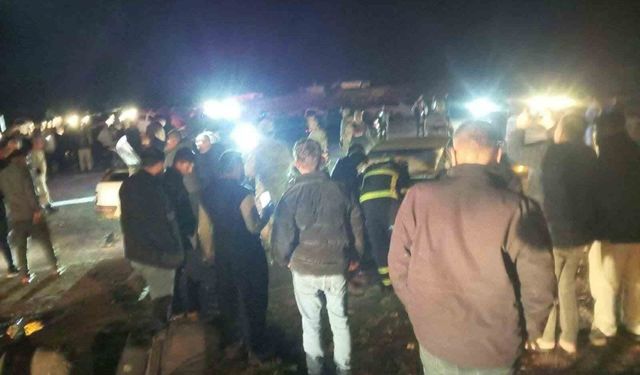 Şanlıurfa'da iki araç çarpıştı: 1 ölü, 8 yaralı