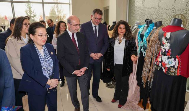 Selçuklu'da 30 Mart Sıfır Atık Günü'nde anlamlı bir sergi açıldı