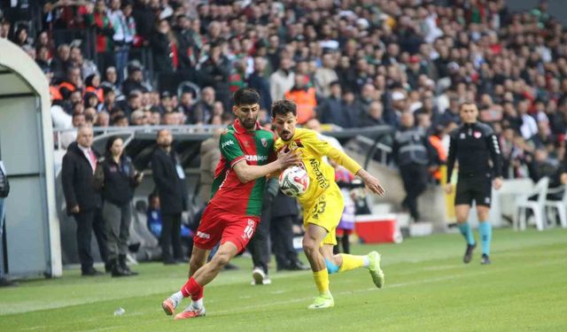 TFF 3. Lig: Karşıyaka ve Eskişehirspor Golsüz Beraberlik Elde Etti