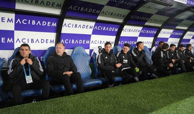 Trendyol Süper Lig: Gençlerbirliği 0 - Beşiktaş 0 (Karşılaşma sürüyor)