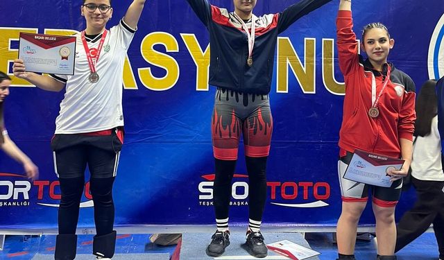 Tuğba Kıvıkoğlu'ndan Türkiye Şampiyonasında Önemli Başarı