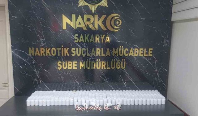 Uyuşturucu ile Mücadelede Polis Başarılı: İki Şahıs Tutuklandı