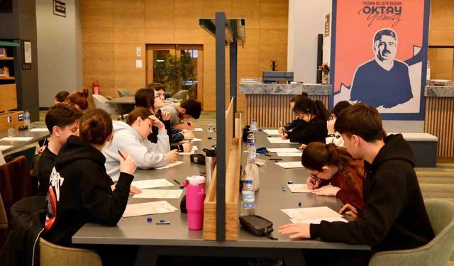 Yıldırım Belediyesi'nden Öğrencilere Sınav Hazırlık Desteği