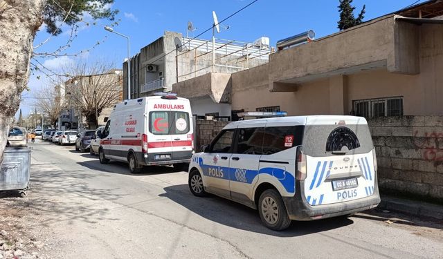 54 yaşındaki Mustafa Uygul, evinde yaşamını yitirdi