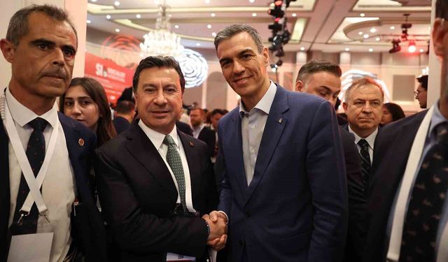 Başkan Aras, Barselona'da uluslararası demokrasi etkinliğine katılıyor