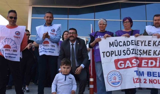 Bayraklı Belediyesi'nde memurların eylemi devam ediyor