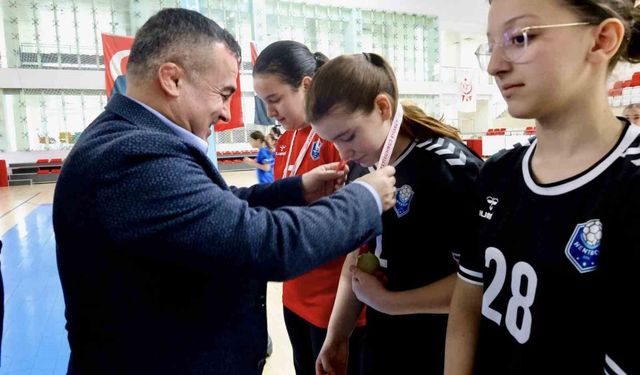 Bilecik'te Hentbol Küçükler Yarı Finali sona erdi