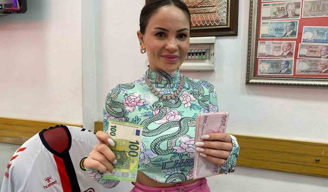 Döviz bürosundaki fazladan 100 euro, müşteri tarafından iade edildi