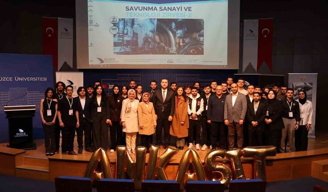 Düzce Üniversitesi'nde Savunma Teknolojileri ve Sanayi Zirvesi Düzenlendi