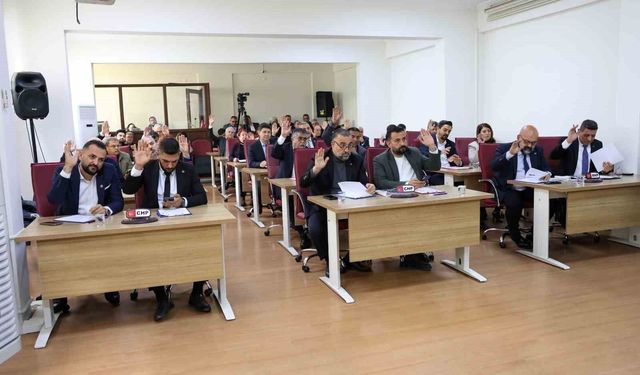 Efeler Belediyesi'nin 2025 Yılı Faaliyet Raporu Meclis Tarafından Oybirliği ile Kabul Edildi